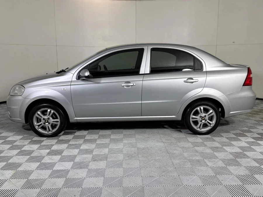 Used 2014 Chevrolet Aveo sedan 1.6 LS auto - WeBuyCars Midstream