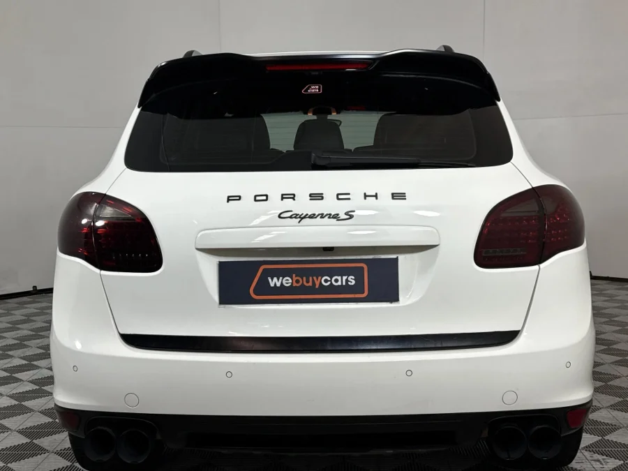 Preloaded Image 16