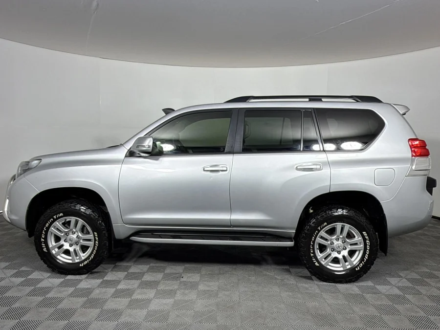 Used 2012 Toyota Land Cruiser Prado 4.0 VX - WeBuyCars Witbank Used 2012 Toyota Land Cruiser Prado 4.0 VX - WeBuyCars Witbank