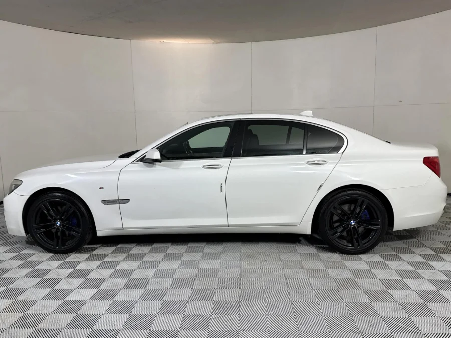 Used 2012 BMW 7 Series 740i M Sport - WeBuyCars Midstream