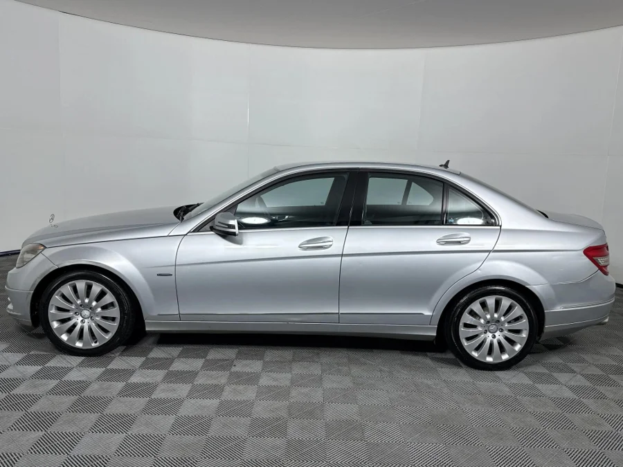 Used 2010 Mercedes-Benz C-Class C200CGI Elegance - WeBuyCars Witbank Used 2010 Mercedes-Benz C-Class C200CGI Elegance - WeBuyCars Witbank