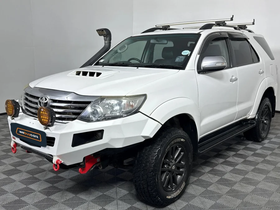 Used 2015 Toyota Fortuner 3.0D-4D 4x4 Limited auto - WeBuyCars Witbank Used 2015 Toyota Fortuner 3.0D-4D 4x4 Limited auto - WeBuyCars Witbank