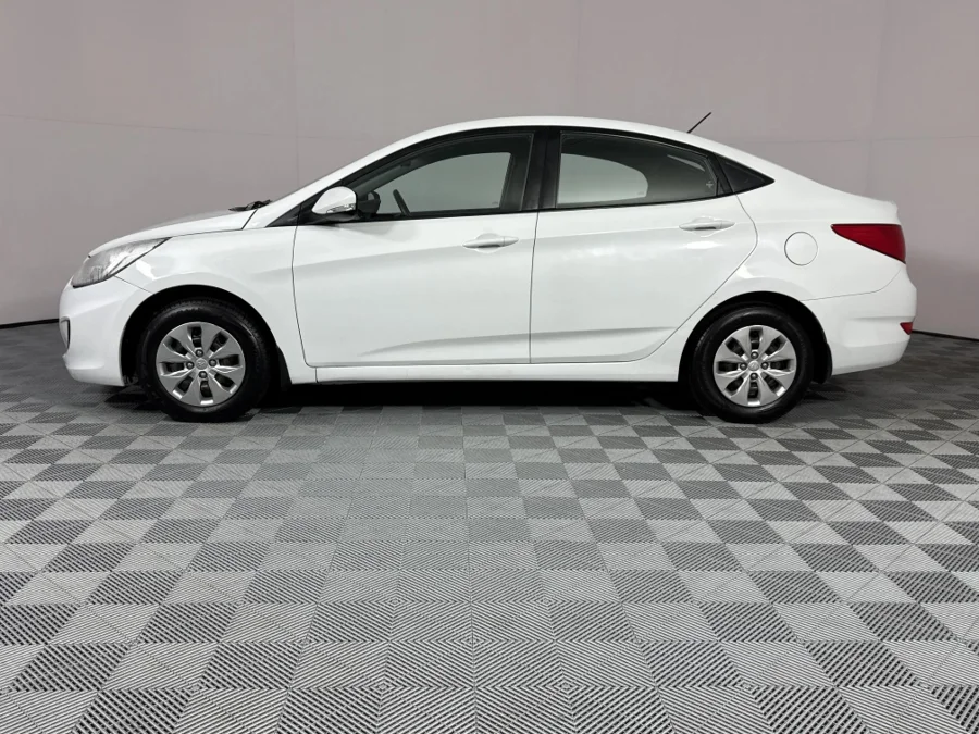 Used 2019 Hyundai Accent sedan 1.6 Motion - WeBuyCars Brackenfell Cape Town Used 2019 Hyundai Accent sedan 1.6 Motion - WeBuyCars Brackenfell Cape Town