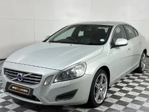 Used 2013 Volvo S60 T5 Essential auto