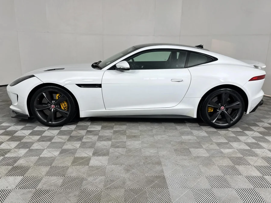 Used 2016 Jaguar F-Type R coupe - WeBuyCars George
