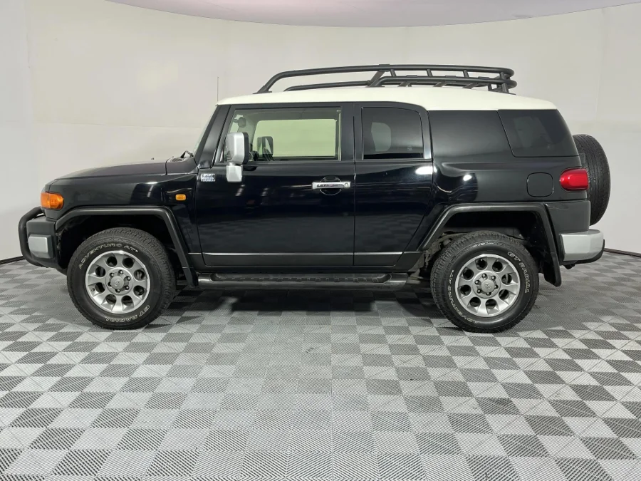 Used 2013 Toyota FJ Cruiser FJ Sport Cruiser - WeBuyCars Germiston