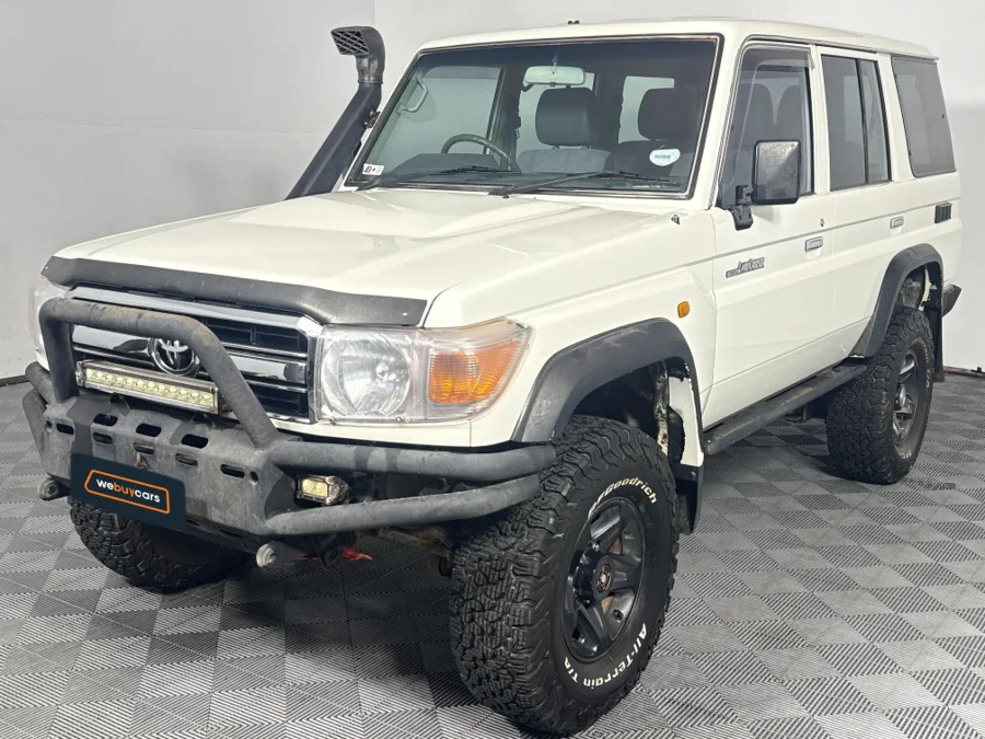 Used 2008 Toyota Land Cruiser 76 Land Cruiser 70 4.2D station wagon LX - WeBuyCars Richmond Used 2008 Toyota Land Cruiser 76 Land Cruiser 70 4.2D station wagon LX - WeBuyCars Richmond