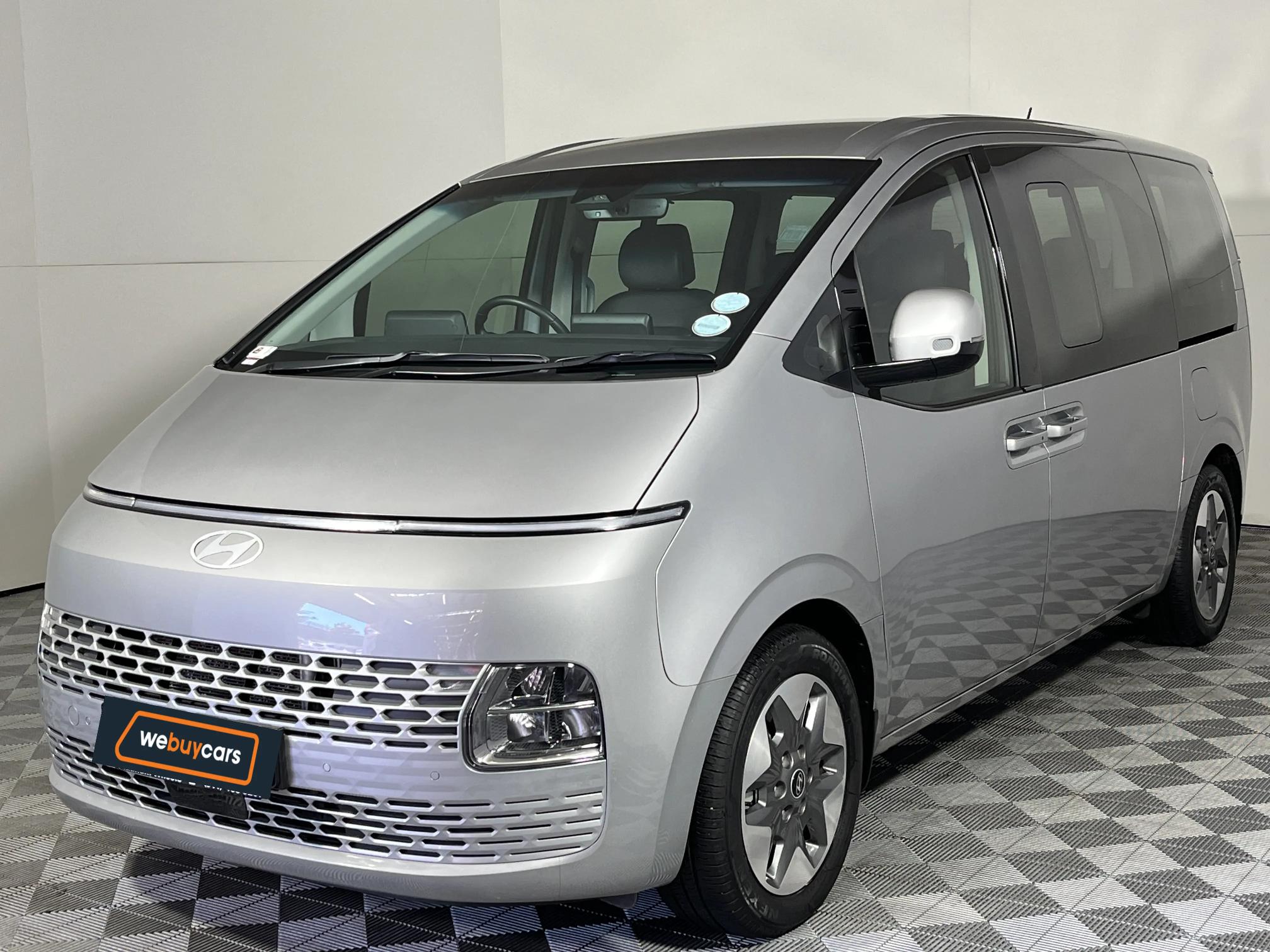 Used 2025 Hyundai Staria 2.2D Elite