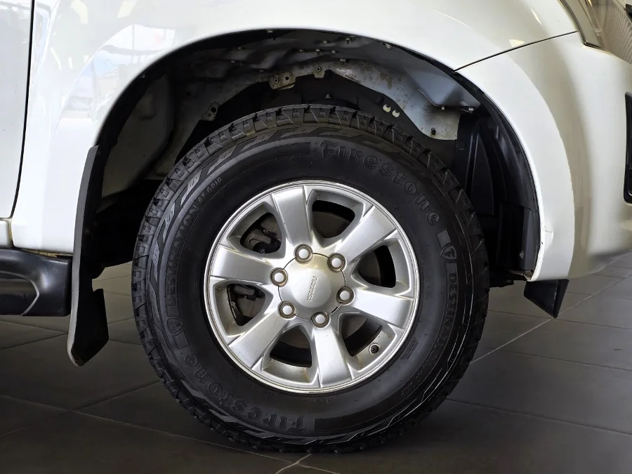 Used 2021 Isuzu D-Max Gen 6 250 double cab Hi-Ride auto - Honda Pietermaritzburg Used 2021 Isuzu D-Max Gen 6 250 double cab Hi-Ride auto - Honda Pietermaritzburg