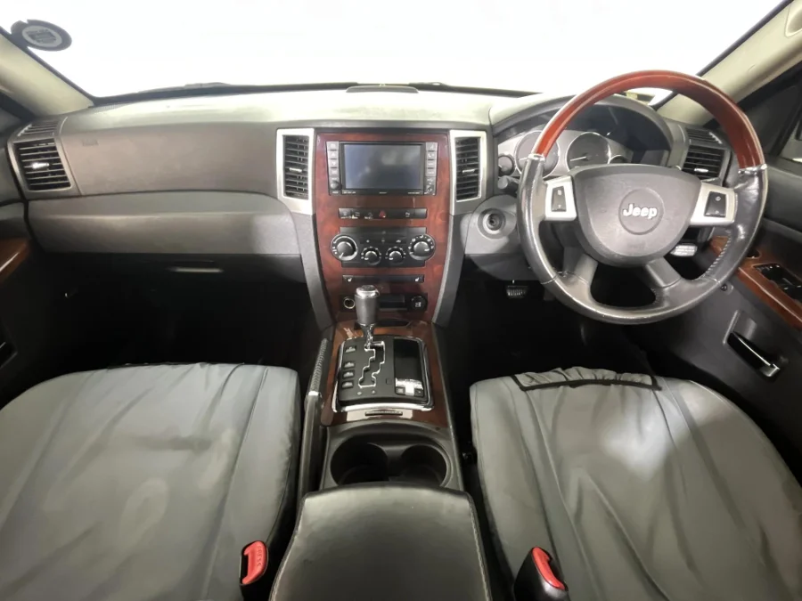 Used 2011 Jeep Grand Cherokee 5.7L Overland - WeBuyCars The Dome