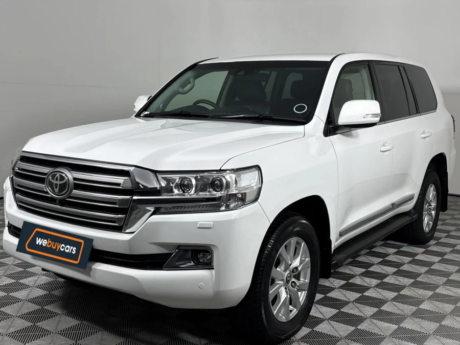 Used 2016 Toyota Land Cruiser 200 4.5D-4D V8 VX - WeBuyCars Vereeniging Used 2016 Toyota Land Cruiser 200 4.5D-4D V8 VX - WeBuyCars Vereeniging