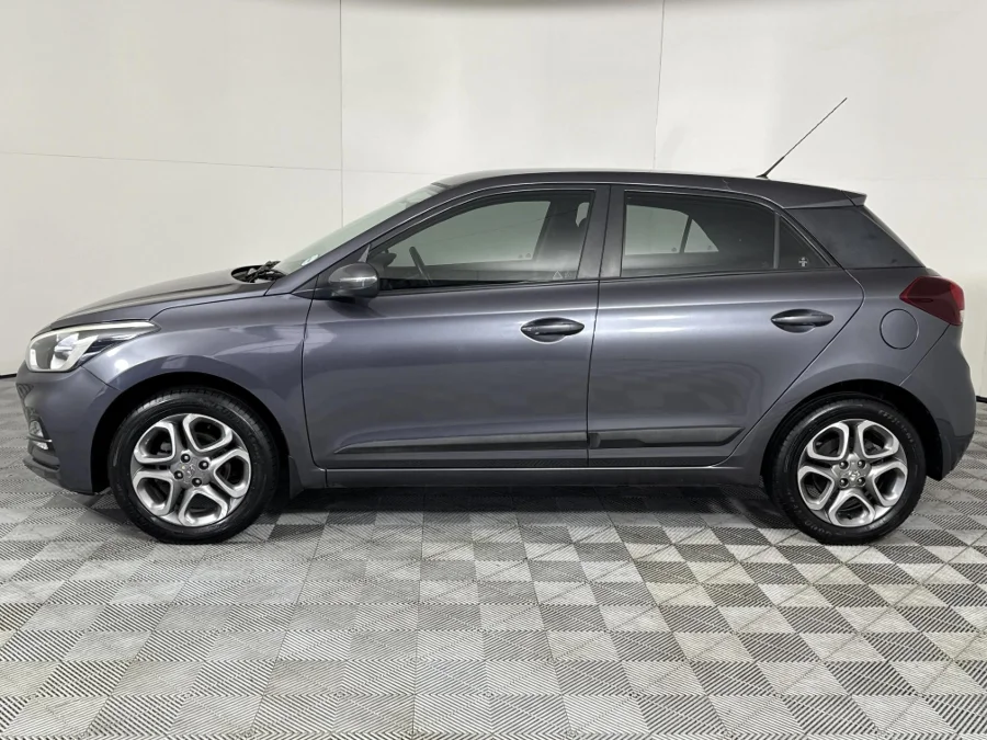 Used 2018 Hyundai i20 1.4 Fluid auto - WeBuyCars Mbombela