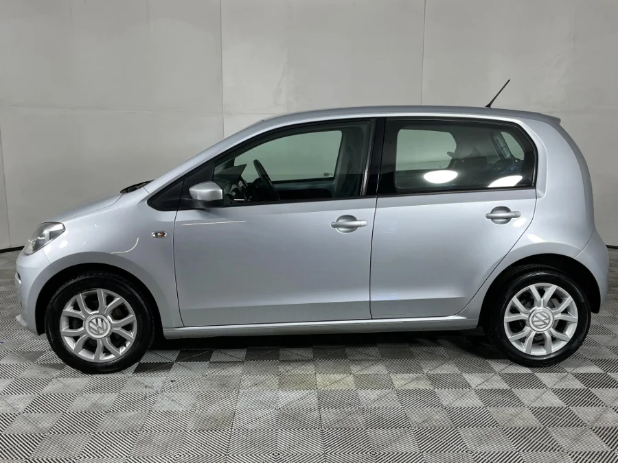 Used 2016 Volkswagen up! move up! 5-door 1.0 - WeBuyCars Germiston Used 2016 Volkswagen up! move up! 5-door 1.0 - WeBuyCars Germiston