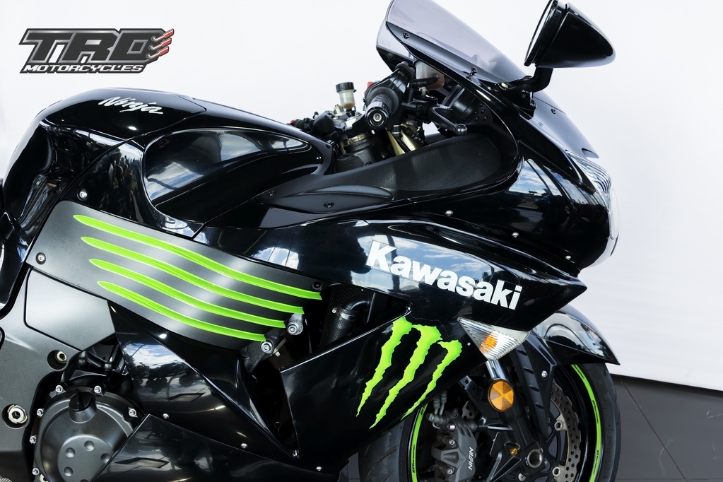 second Used Used 2011 KAWASAKI 1300 - 2000 ZX 14 for sale in Gauteng