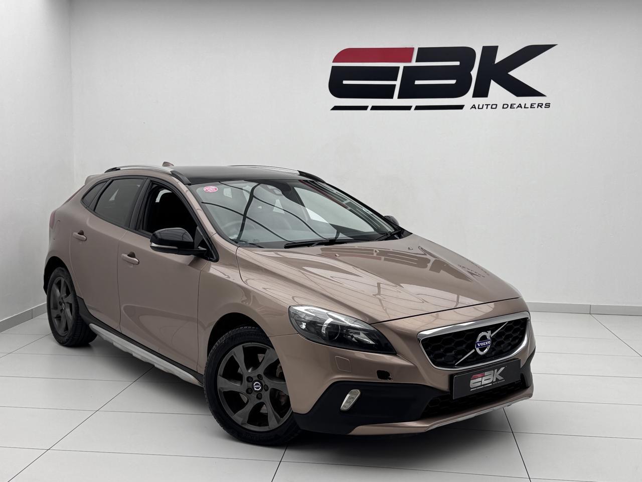 Used 2016 Volvo V40 Cross Country T4 Inscription auto