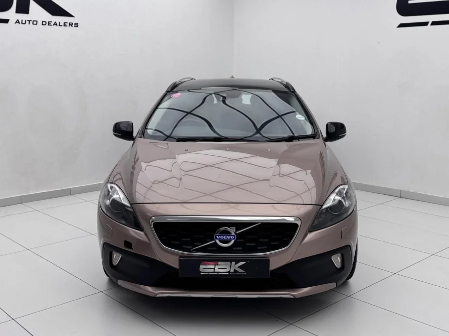 Used 2016 Volvo V40 Cross Country T4 Inscription auto - EBK Auto