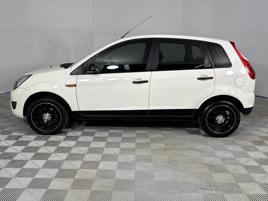 Used 2012 Ford Figo 1.4TDCi Ambiente - WeBuyCars Silverlakes Used 2012 Ford Figo 1.4TDCi Ambiente - WeBuyCars Silverlakes