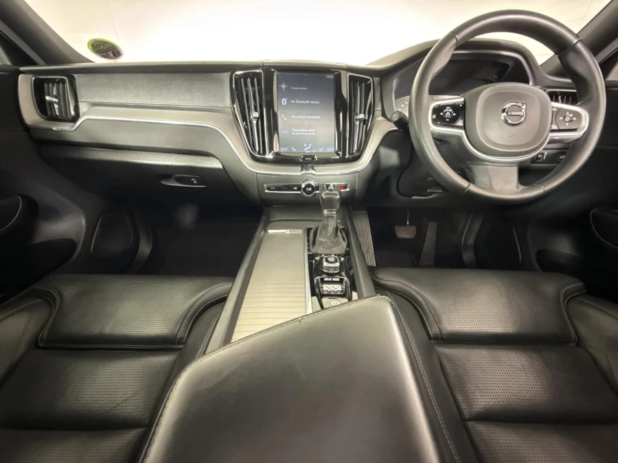 Used 2018 Volvo XC60 D4 AWD Inscription - WeBuyCars Riverhorse