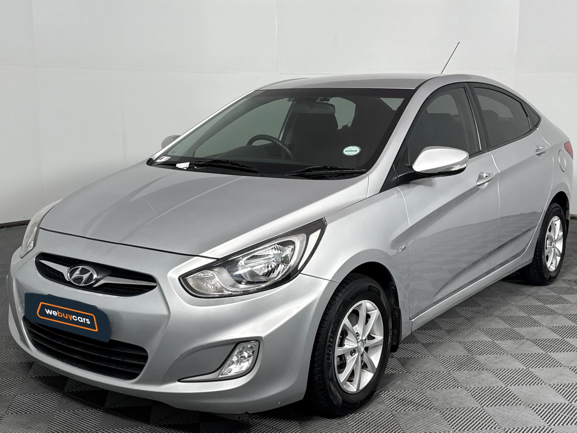 Used 2012 Hyundai Accent sedan 1.6 Fluid auto