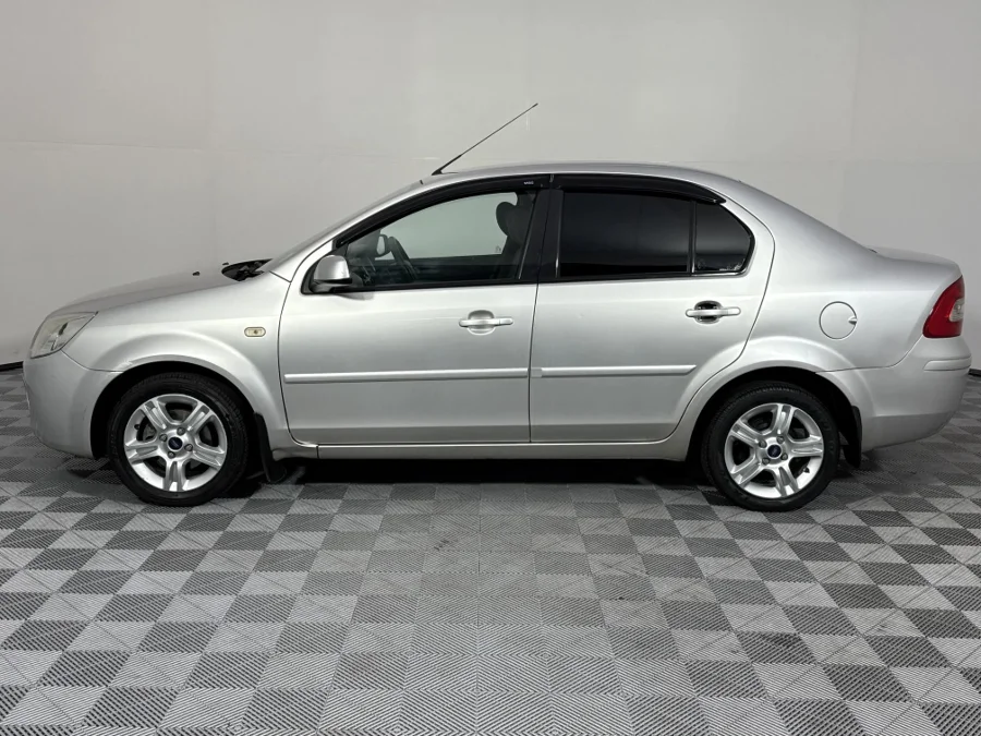 Used 2009 Ford Ikon 1.6 Trend - WeBuyCars Germiston