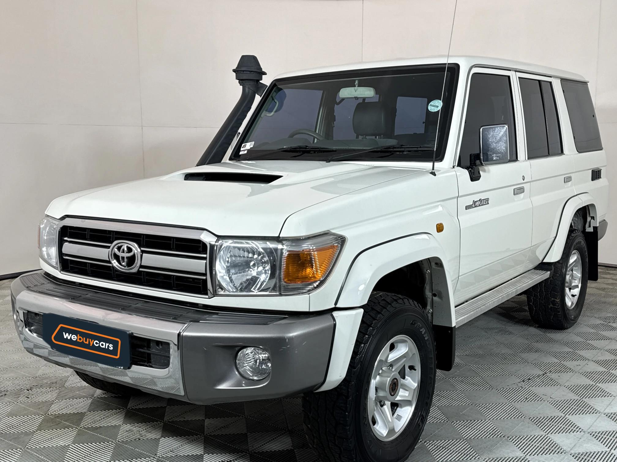 Used 2020 Toyota Land Cruiser 76 4.5D-4D V8 station wagon LX