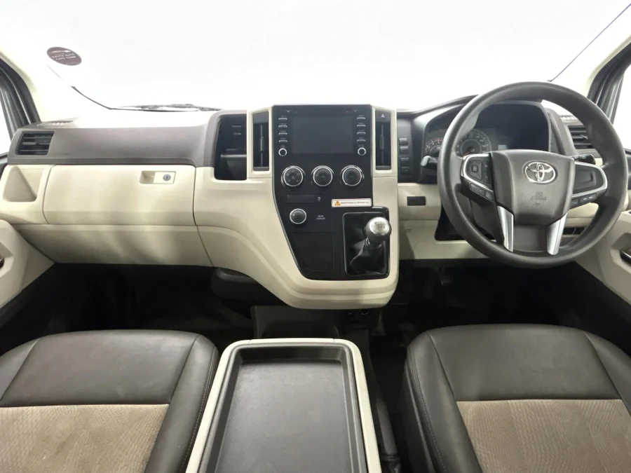 Used 2022 Toyota Quantum 2.8 LWB bus 11-seater GL - WeBuyCars Richmond
