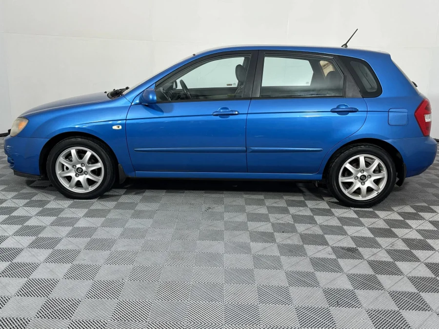 Used 2005 Kia Cerato 2.0CRDi - WeBuyCars Germiston