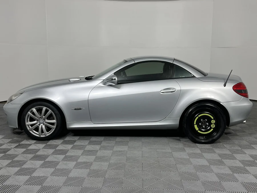 Used 2011 Mercedes-Benz SLK SLK200 Kompressor Touchshift - WeBuyCars Montana Used 2011 Mercedes-Benz SLK SLK200 Kompressor Touchshift - WeBuyCars Montana