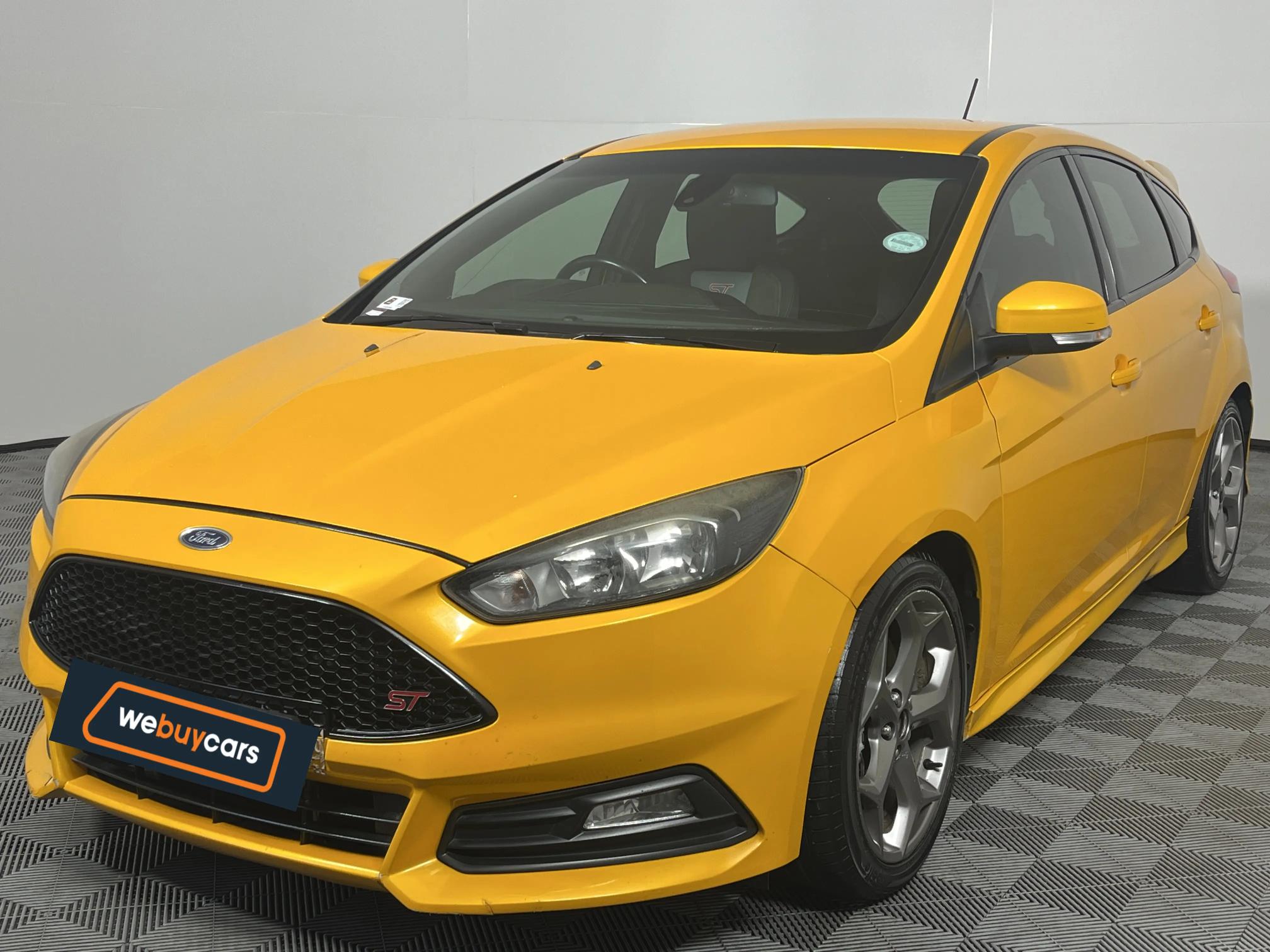 Used 2017 Ford Focus ST 1