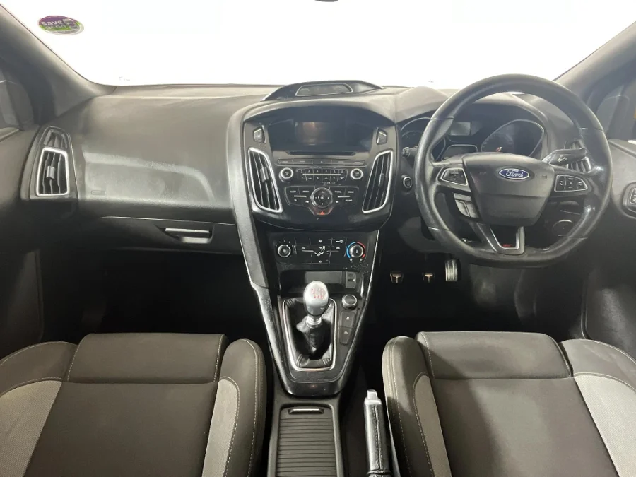 Used 2017 Ford Focus ST 1 - WeBuyCars The Dome Used 2017 Ford Focus ST 1 - WeBuyCars The Dome
