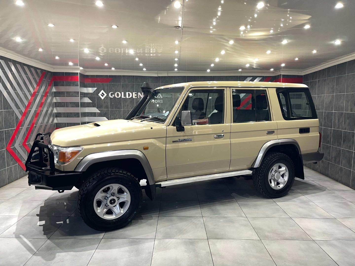 Used 2016 Toyota Land Cruiser 76 4.5D-4D V8 station wagon LX