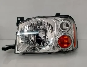 Nissan Hard Body Head Lamp 4WD LH Nissan Hard Body Head Lamp 4WD LH