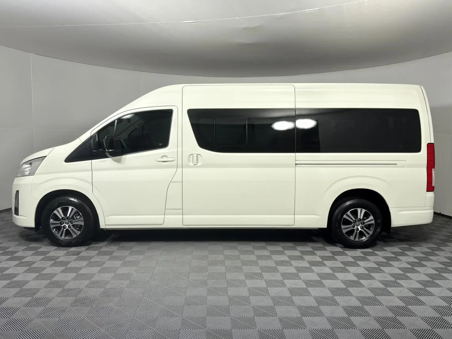Used 2025 Toyota Quantum 2.8 SLWB bus 14-seater GL manual - WeBuyCars Montana