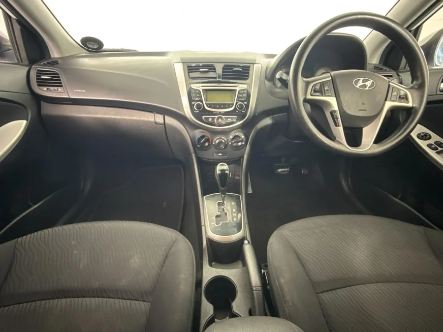 Used 2015 Hyundai Accent hatch 1.6 Fluid auto - WeBuyCars Richmond