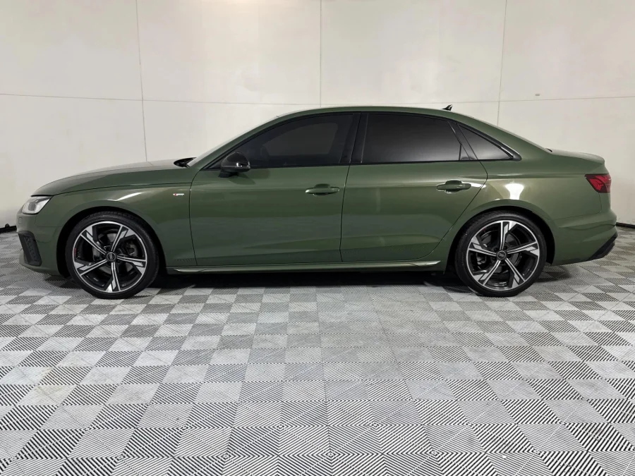 Used 2024 Audi A4 35TFSI Black Edition - WeBuyCars Midstream