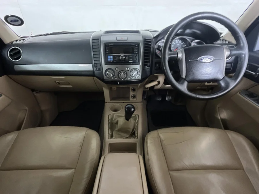Used 2013 Ford Everest 3.0TDCi XLT - WeBuyCars The Dome