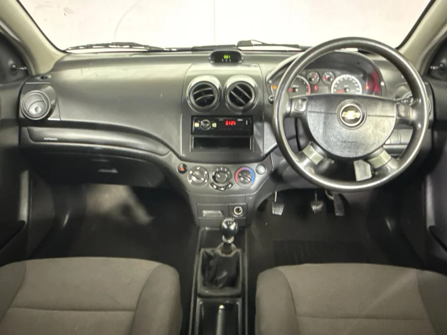 Used 2011 Chevrolet Aveo hatch 1.6 L - WeBuyCars Midstream