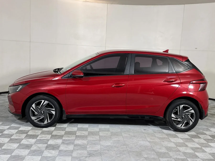 Used 2023 Hyundai i20 1.0T Fluid auto - WeBuyCars Midstream Used 2023 Hyundai i20 1.0T Fluid auto - WeBuyCars Midstream