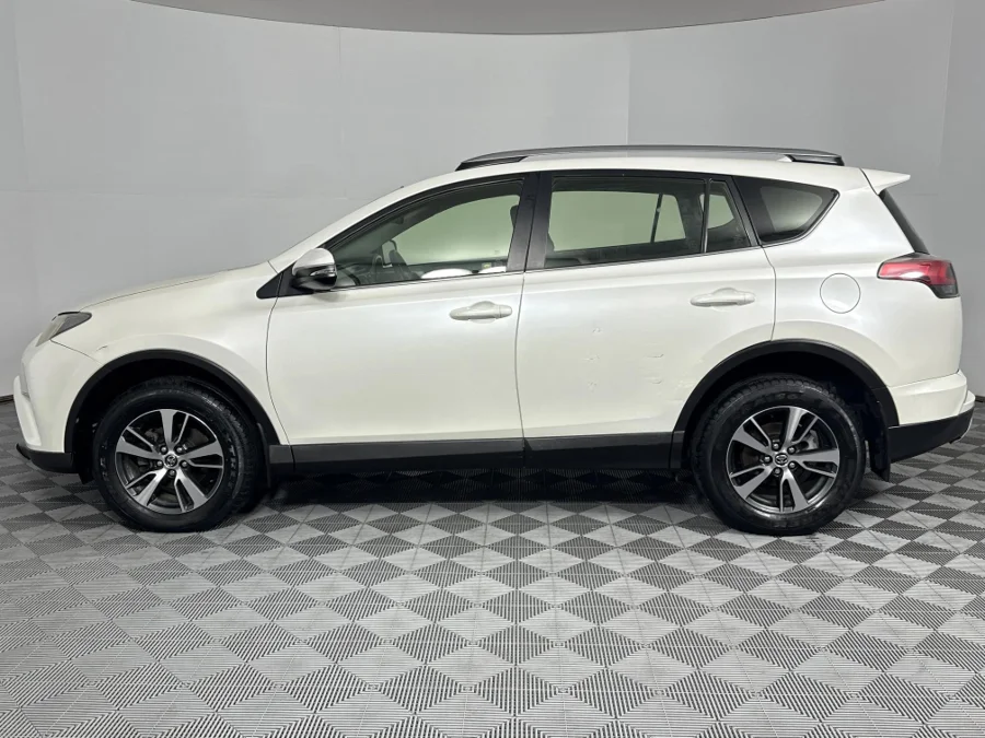 Used 2017 Toyota RAV4 2.0 GX auto - WeBuyCars Richmond Used 2017 Toyota RAV4 2.0 GX auto - WeBuyCars Richmond