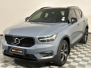 Used 2022 Volvo XC40 T4 R-Design