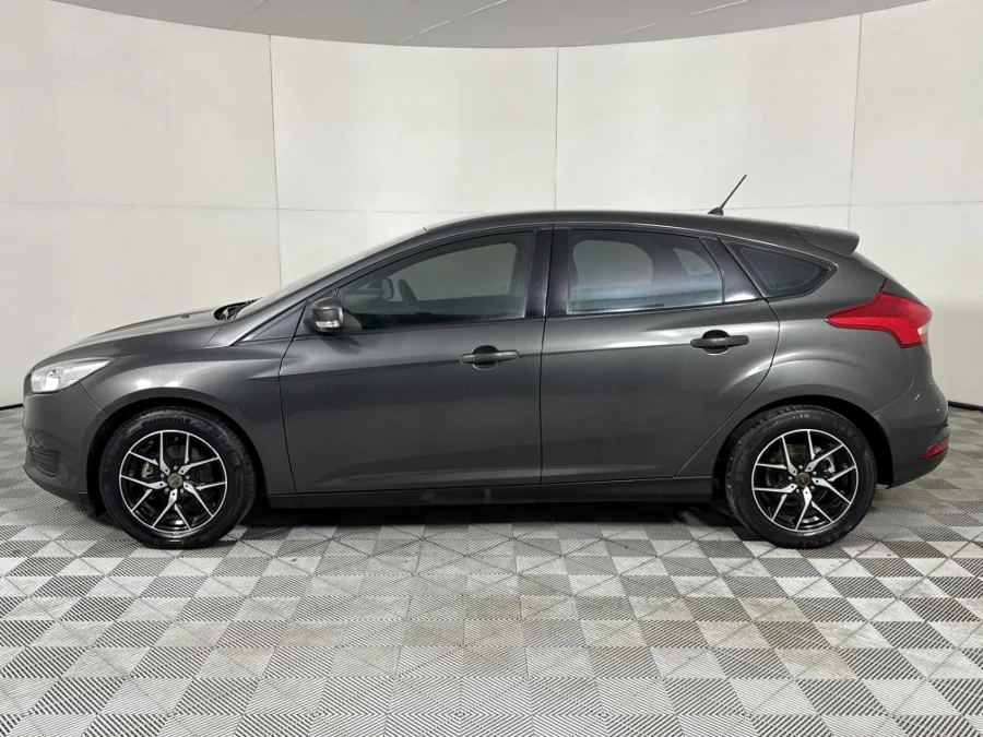 Used 2018 Ford Focus hatch 1.0T Ambiente - WeBuyCars Polokwane Used 2018 Ford Focus hatch 1.0T Ambiente - WeBuyCars Polokwane