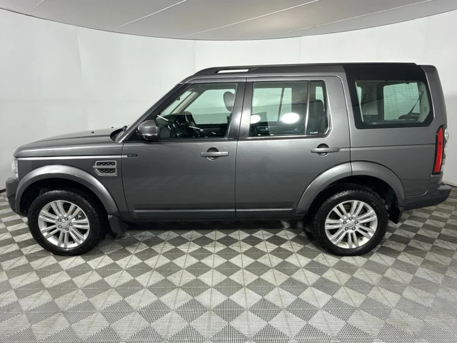 Used 2014 Land Rover Discovery SDV6 SE - WeBuyCars Richmond