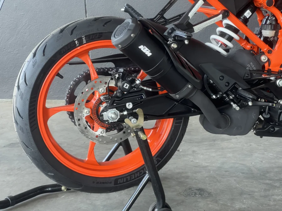 KTM RC 390 - FAST KTM KTM RC 390 - FAST KTM