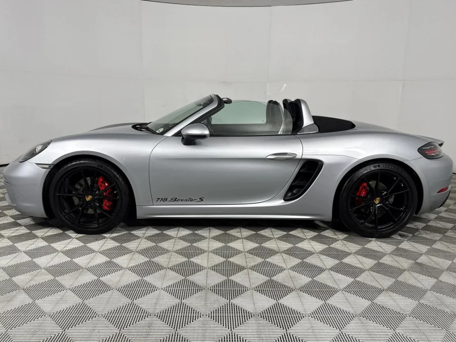 Used 2016 Porsche 718 Boxster S - WeBuyCars Richmond Used 2016 Porsche 718 Boxster S - WeBuyCars Richmond