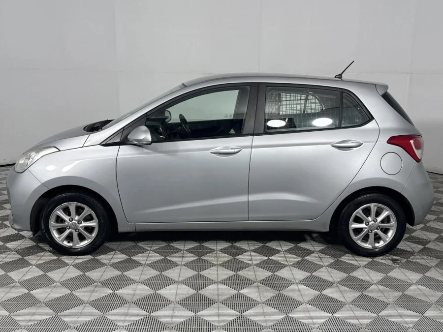 Used 2021 Hyundai Grand i10 1.2 Fluid Cargo panel van - WeBuyCars The Dome Used 2021 Hyundai Grand i10 1.2 Fluid Cargo panel van - WeBuyCars The Dome