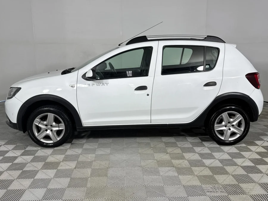 Used 2016 Renault Sandero Stepway 66kW turbo - WeBuyCars Silverlakes