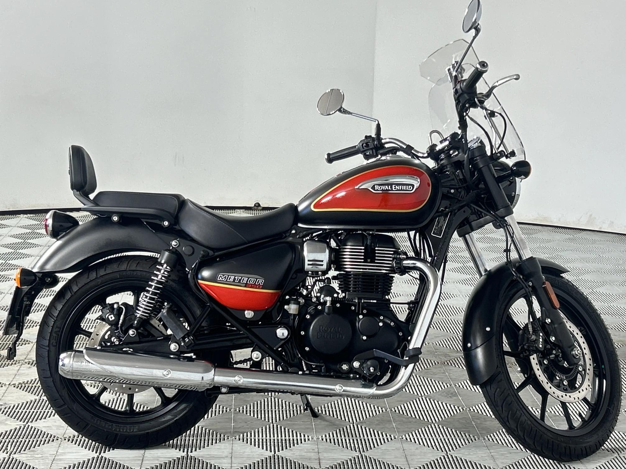 Used 2025 Royal Enfield 350 Meteor 350