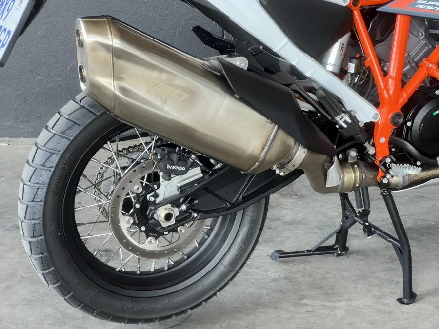 KTM 1390 SUPER ADVENTURE R - FAST KTM KTM 1390 SUPER ADVENTURE R - FAST KTM