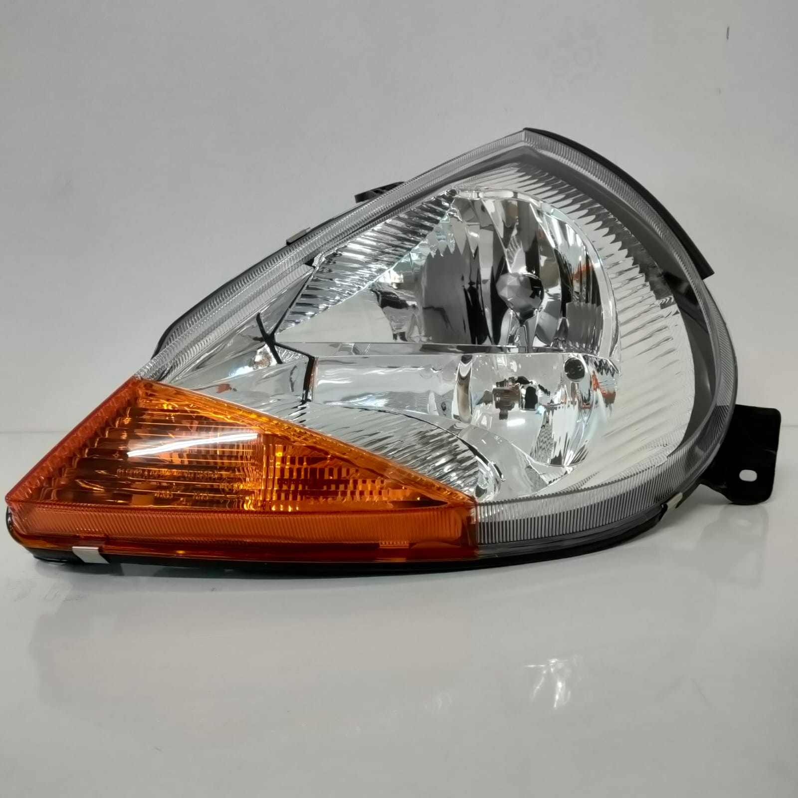 Ford KA Headlamp LH