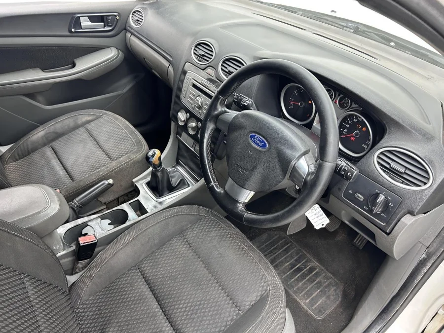 Used 2009 Ford Focus 1.8 5-door Si - EBK Auto Used 2009 Ford Focus 1.8 5-door Si - EBK Auto